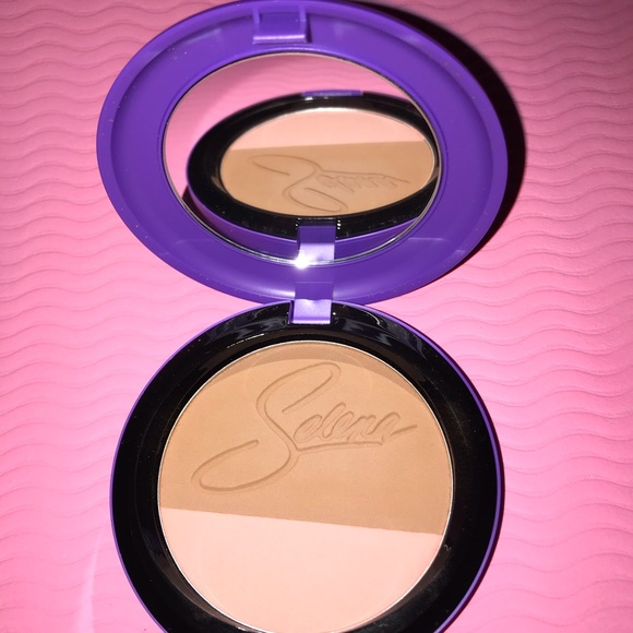MAC Selena collection powder blush techno cumbia - Picture 2 of 3